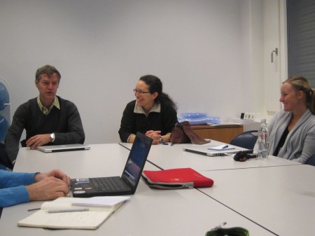 20130301_1_roundtable